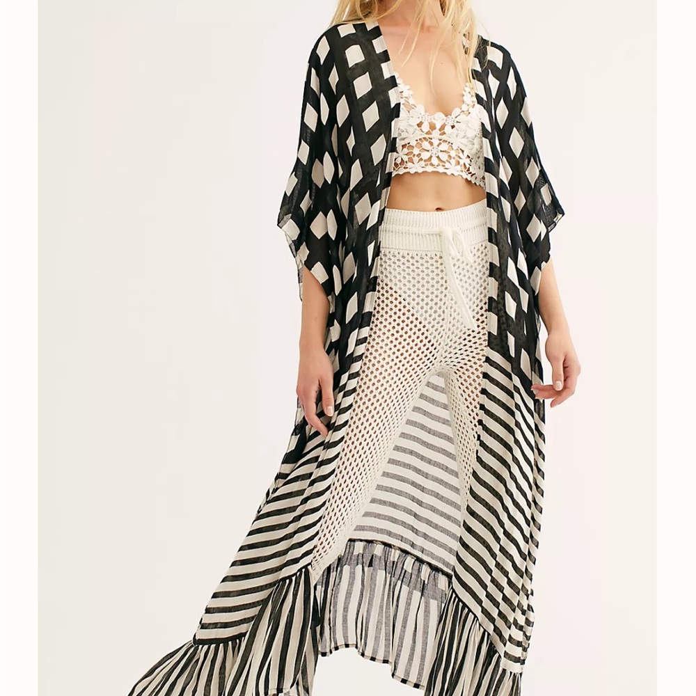 NWT Free people Kenna ruffle kimono
